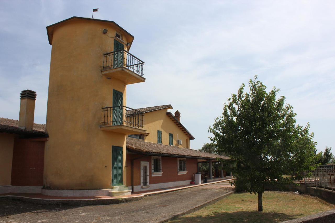 Il Granaio Del Pavone Bauernhof
